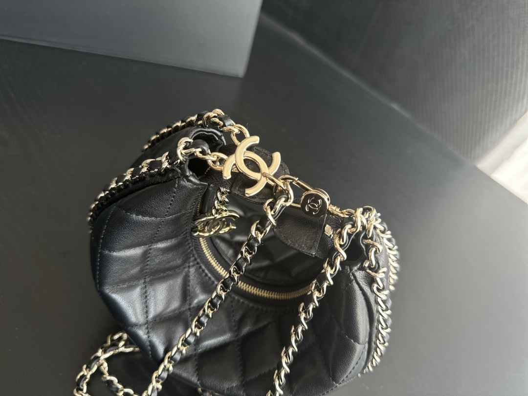 Chanel CC Small 23P Hobo Loop Bag Black For Women 7.9 in/ 20 cm