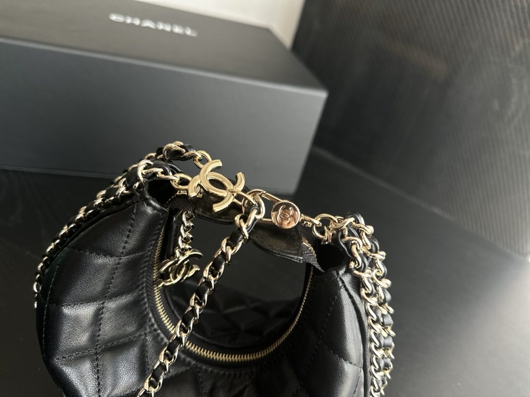 Chanel CC Small 23P Hobo Loop Bag Black For Women 7.9 in/ 20 cm