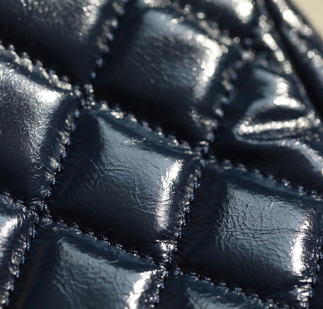 Chanel CC Small Hobo Bag Black/ Dark Blue For Women 7.4 in / 17 cm AS3710 94305