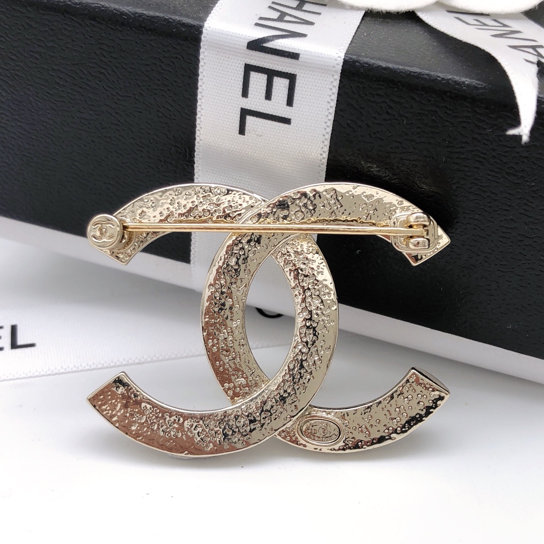 Chanel CC Sublime Brooch Gold Tone For Women