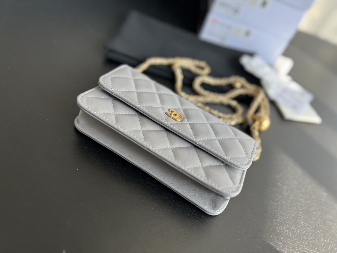 Chanel CC Wallet On Chain Bag Green/Black/White For Women 6.7 in / 17 cm