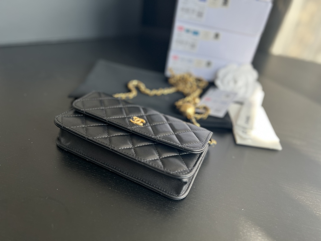 Chanel CC Wallet On Chain Bag Green/Black/White For Women 6.7 in / 17 cm