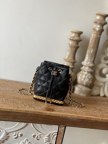 Chanel Chain Bucket Black/White For Women 5.5 in / 14 cm