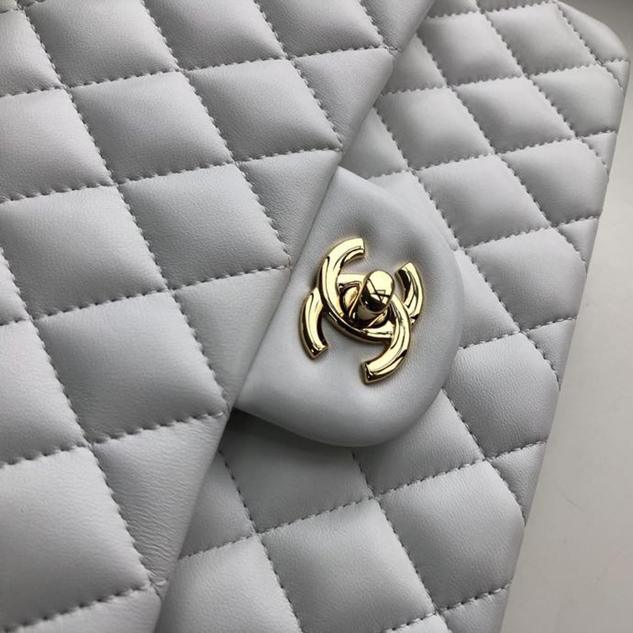 Chanel Classic Handbag Gold Toned Hardware White For Women, Women’s Bags, Shoulder And Crossbody Bags 10.2in/26cm