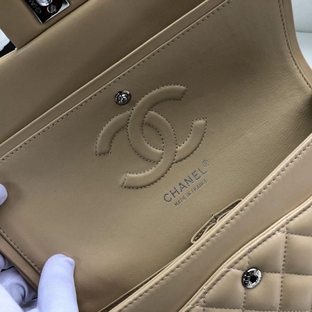 Chanel Classic Handbag Silver Hardware Beige For Women, Women’s Bags, Shoulder And Crossbody Bags 10.2in/26cm