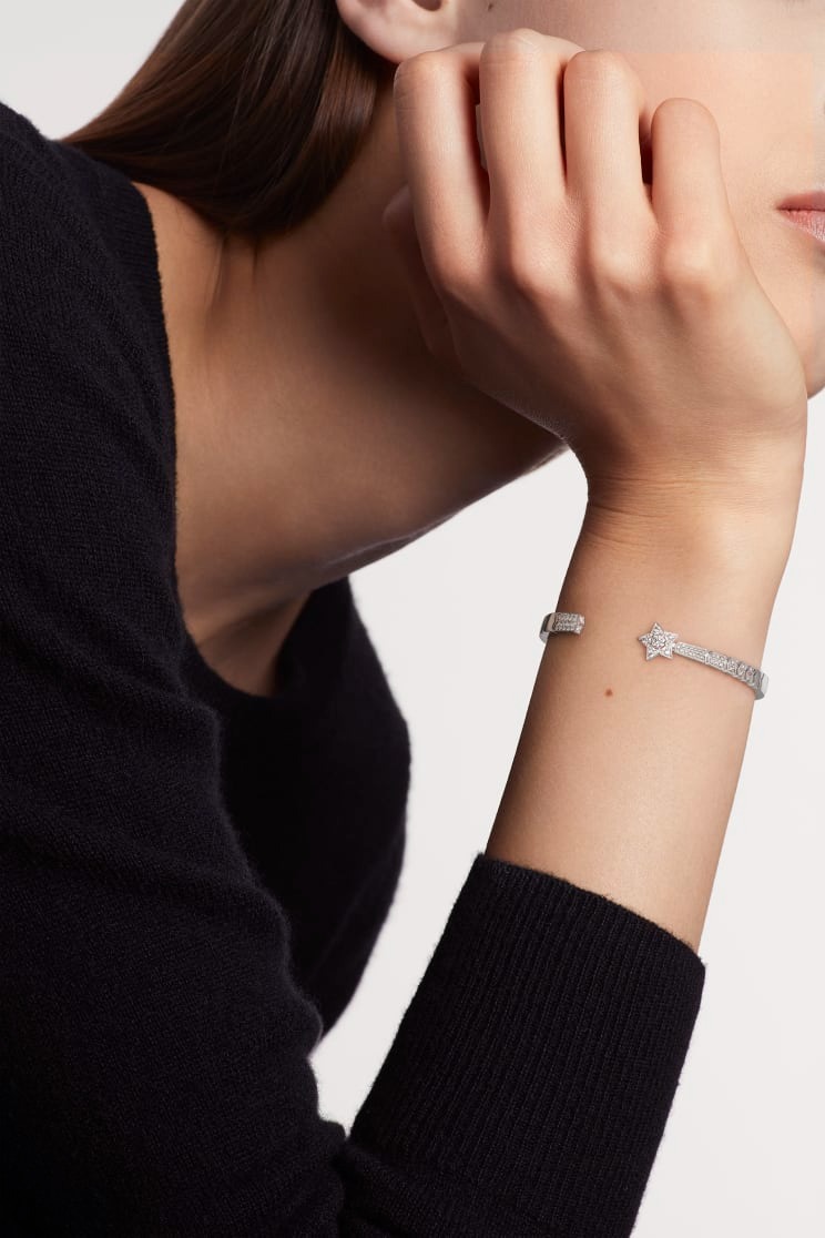 Chanel Comète Chevron Bracelet White Gold For Women J11491