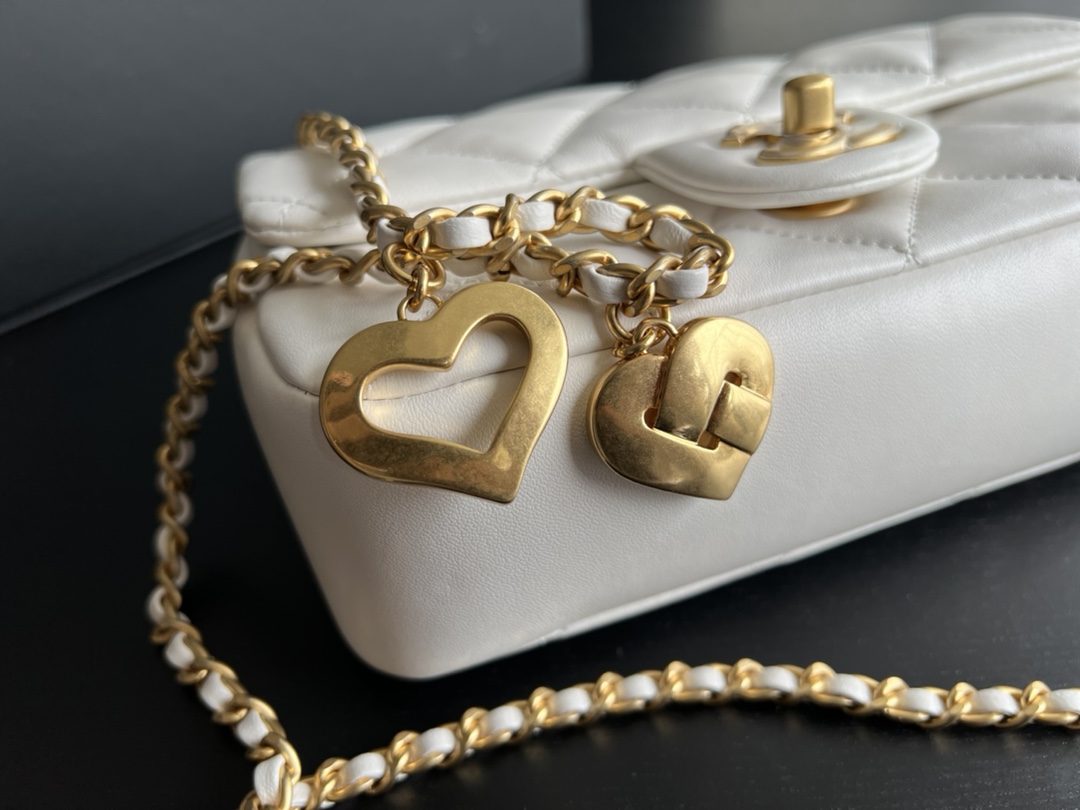 Chanel Diana Hobo Bag With Chain Black/White For Women 7 in / 17.8 cm