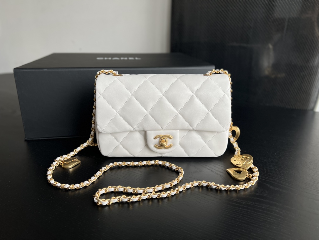 Chanel Diana Hobo Bag With Chain Black/White For Women 7 in / 17.8 cm