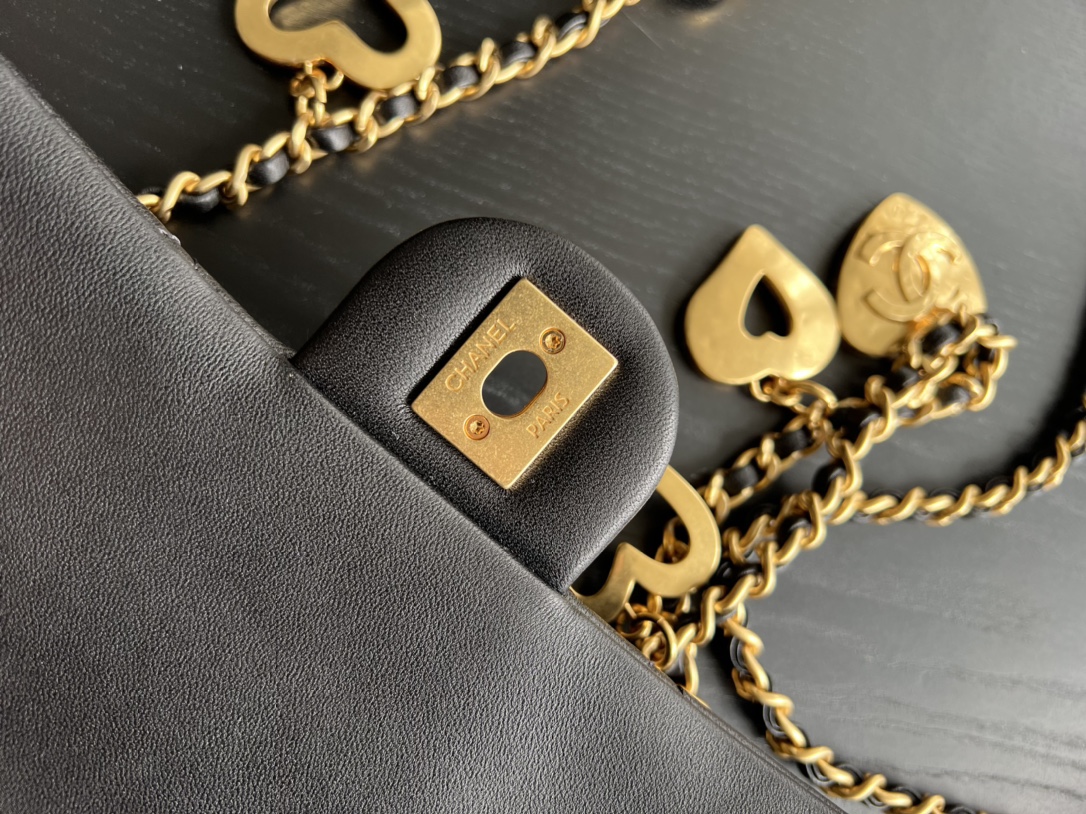 Chanel Diana Hobo Bag With Chain Black/White For Women 7 in / 17.8 cm