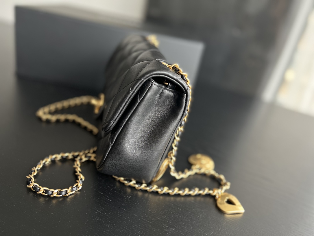 Chanel Diana Hobo Bag With Chain Black/White For Women 7 in / 17.8 cm