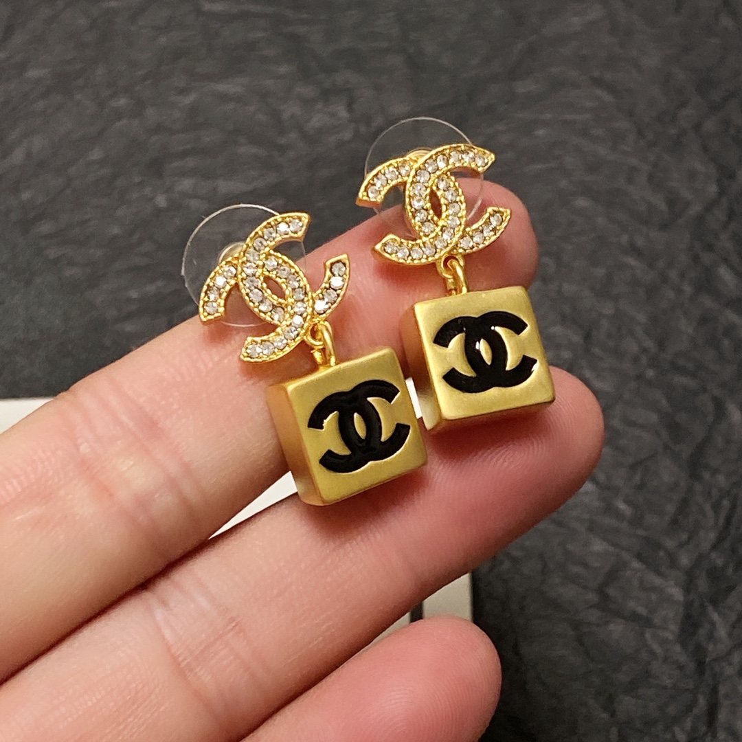 Chanel Double C Earrings Gold For Women