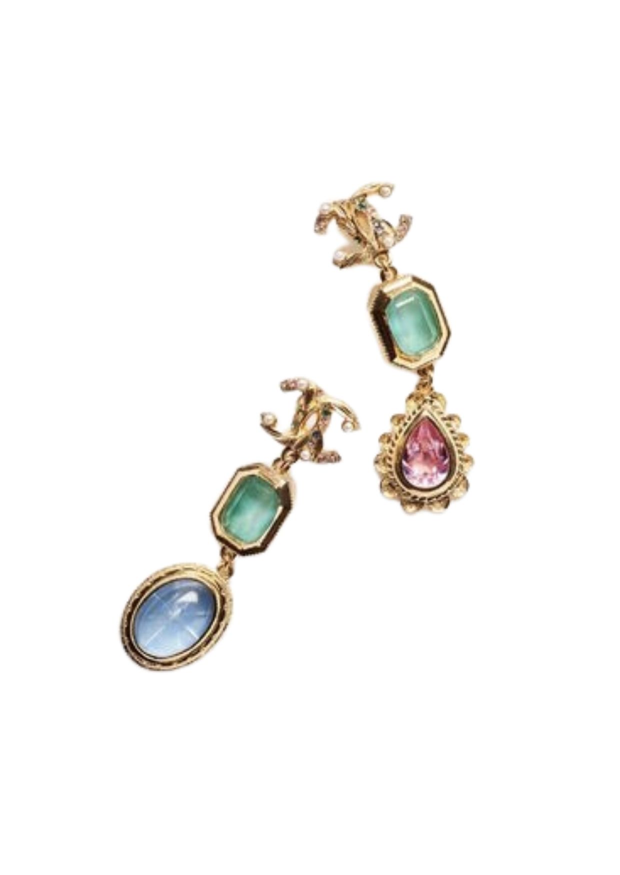 Chanel Earrings Gold For Women?