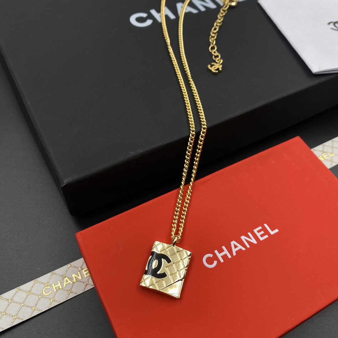 Chanel Handbag Shape Necklace Gold Tone For Women