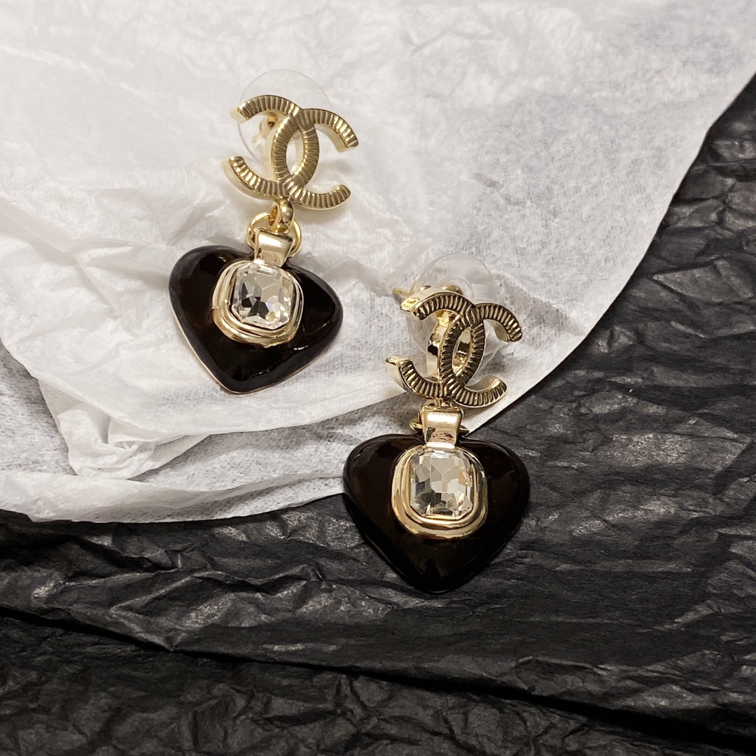 Chanel Heart Earrings Black For Women