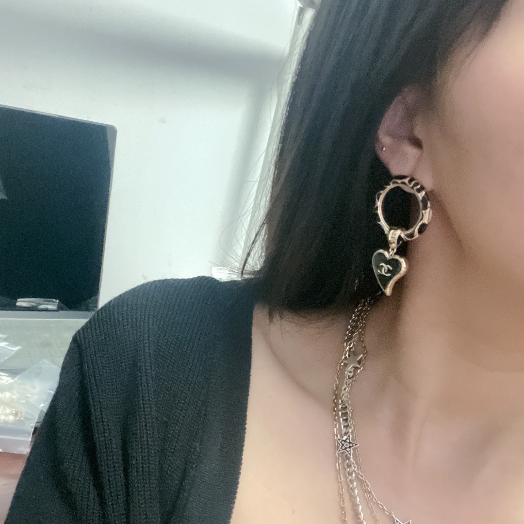 Chanel Heart Earrings Black For Women