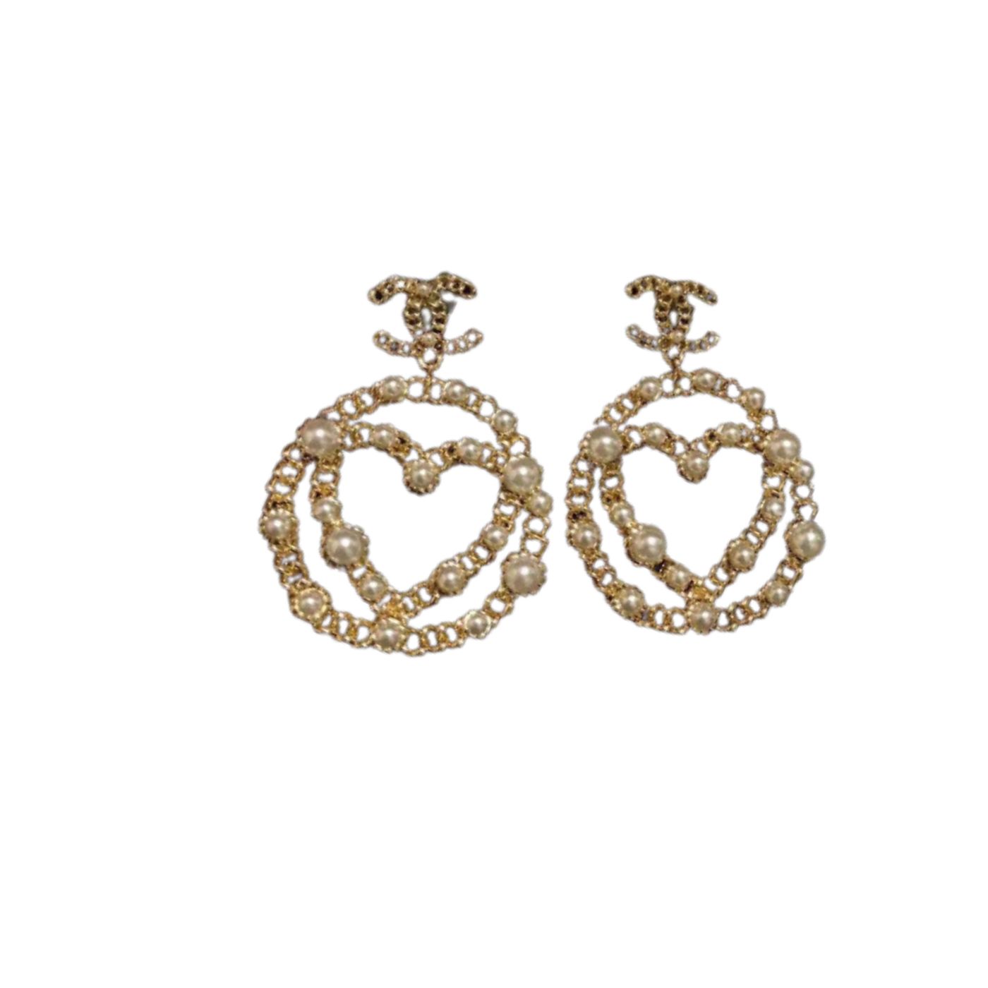 Chanel Heart In Circle Frame Chain Earrings Gold Tone For Women