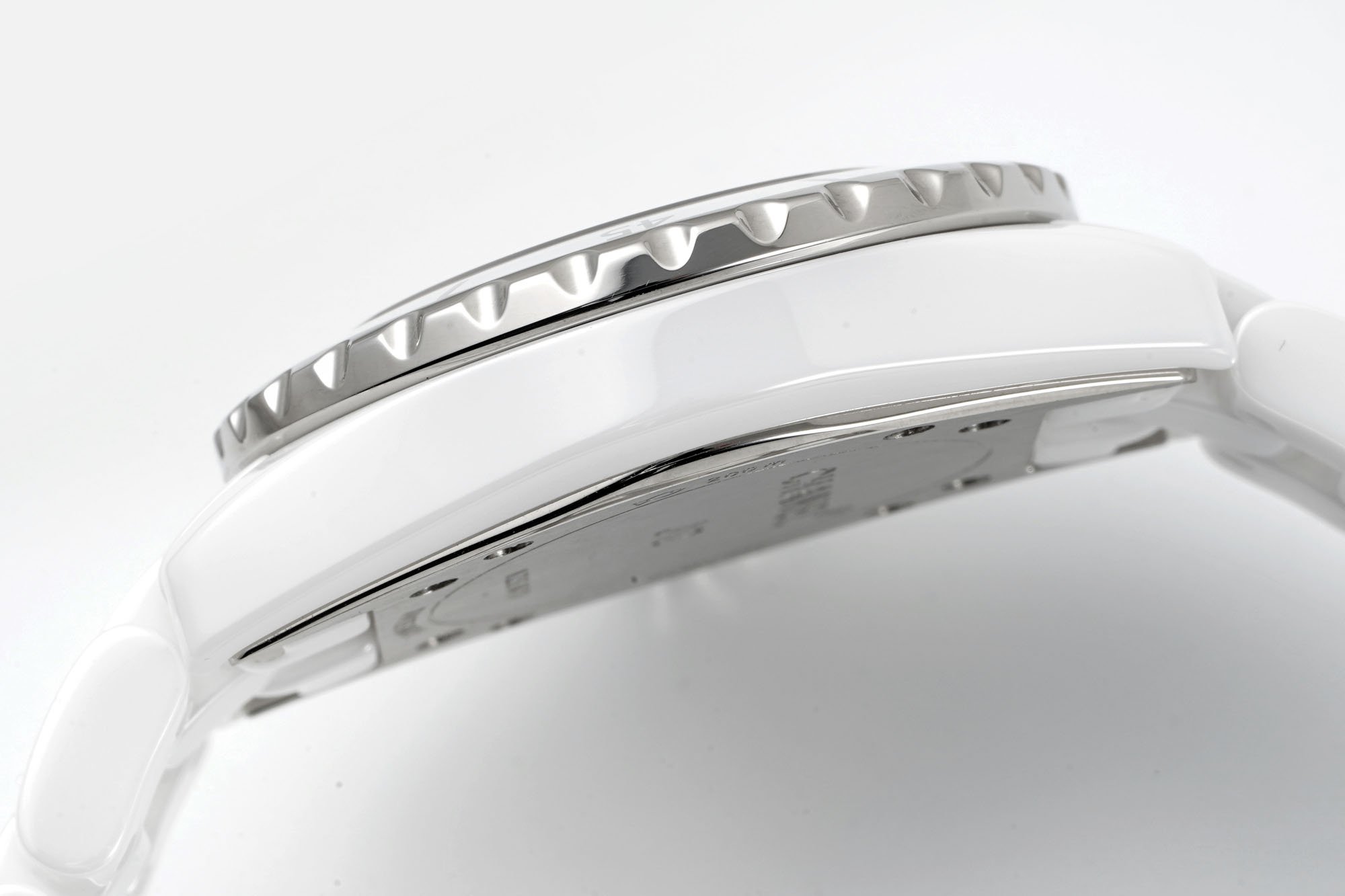 Chanel J12 Wanted De Chanel Watch, 33mm Silver Toned H5703