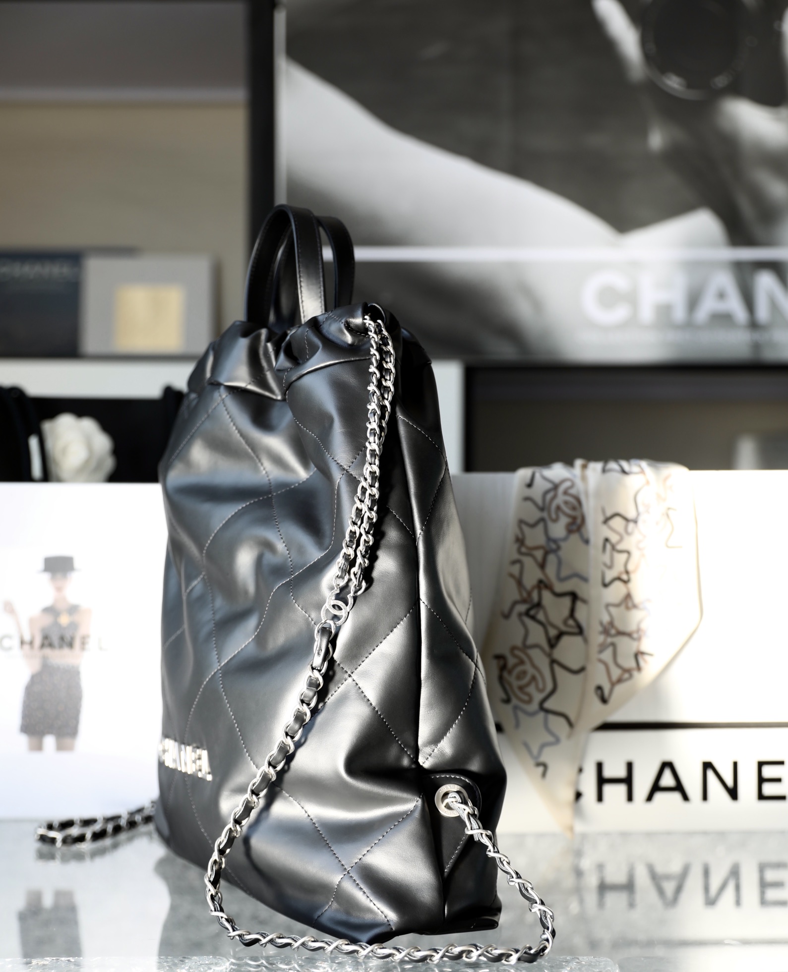 Chanel Large CHANEL 22 Backpack Black For Women, Women’s Bags 19.9in/51cm AS3313 NH627