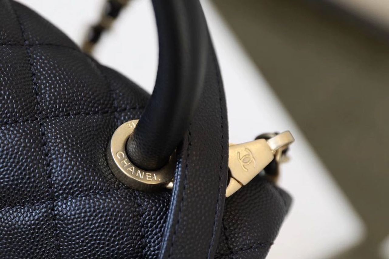 Chanel Large Flap Bag With Top Handle Black For Women, Women’s Handbags, Shoulder And Crossbody Bags 11in/28cm