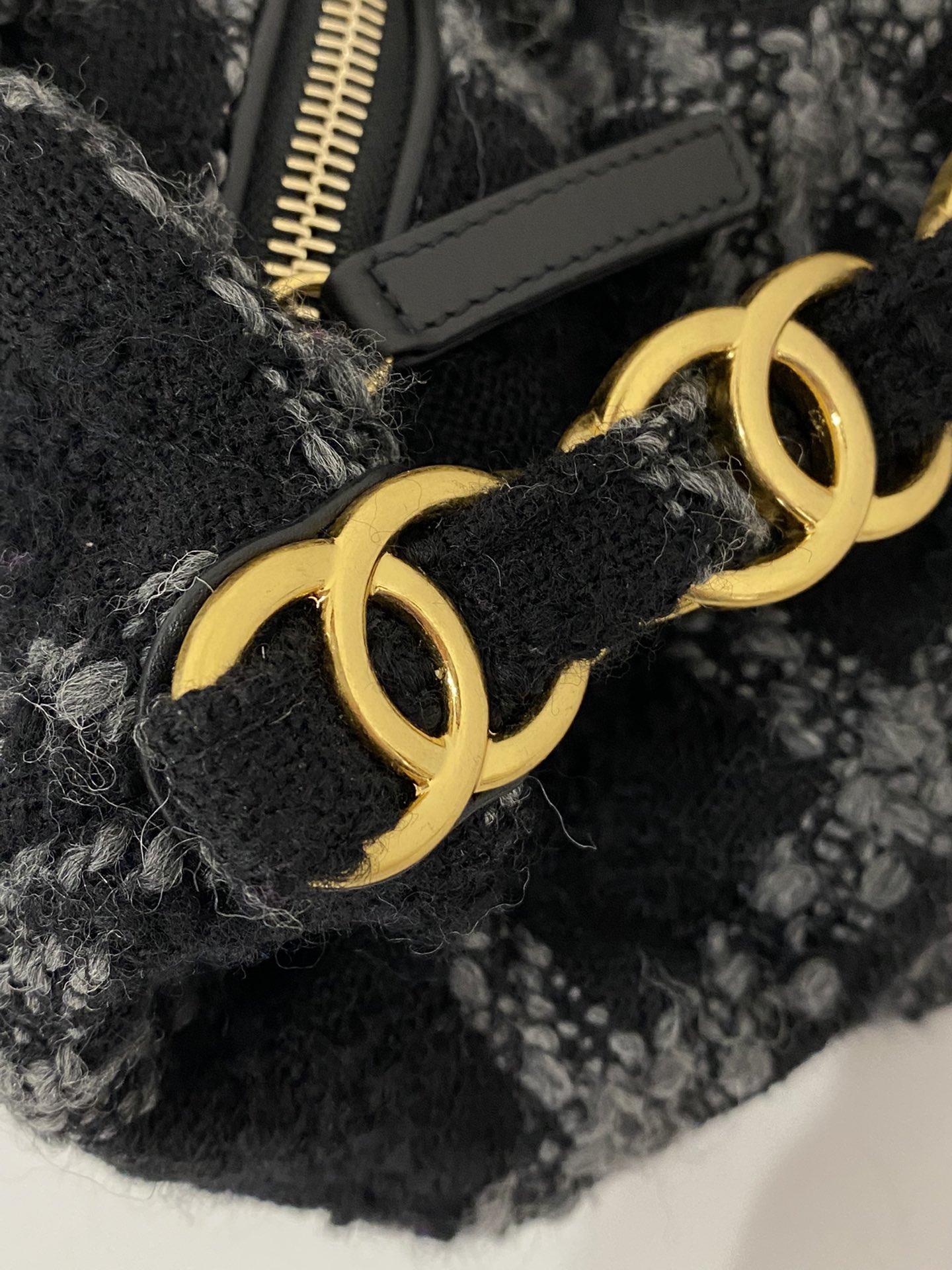Chanel Maxi Hobo Bag Black For Women 17.6in/45cm