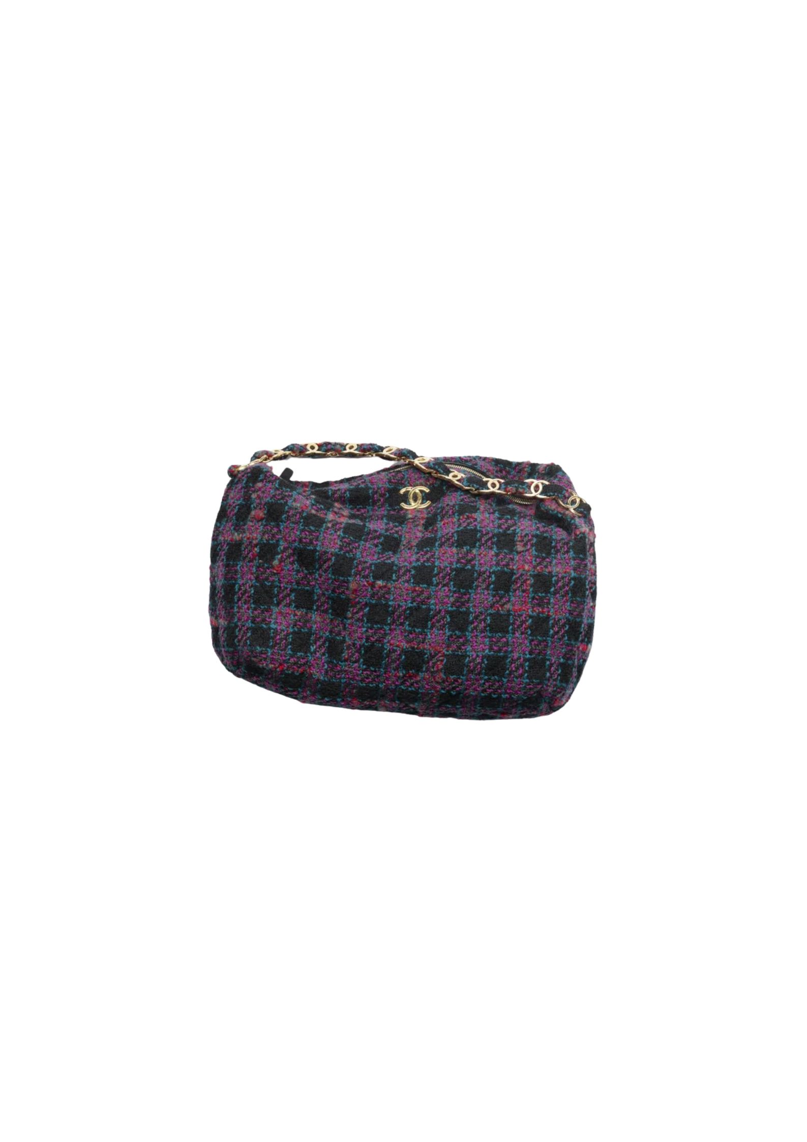 Chanel Maxi Hobo Bag Multicolor/ Black For Women 17.6 in / 45 cm AS3632 NK244