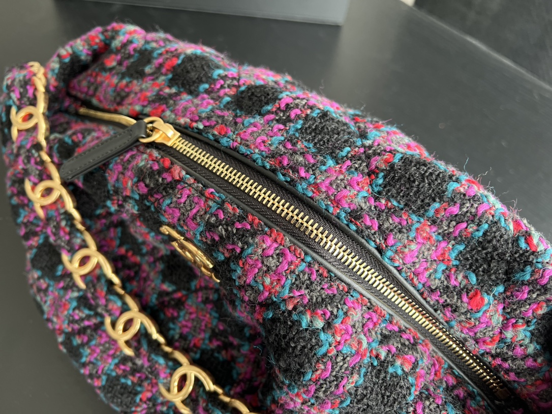 Chanel Maxi Hobo Bag Multicolor/ Black For Women 17.6 in / 45 cm AS3632 NK244