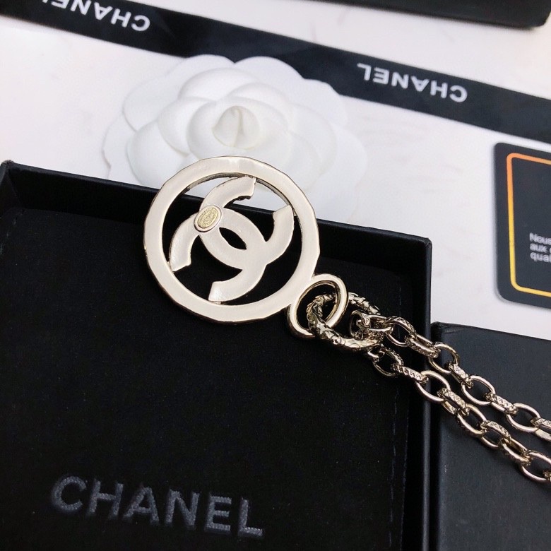 Chanel Medieval Double C Necklace Gold For Women