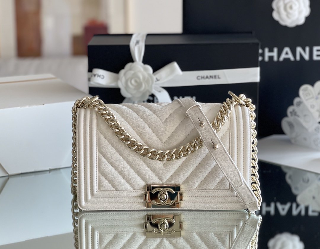 Chanel Medium Classic Flap Bag 25cm White For Women