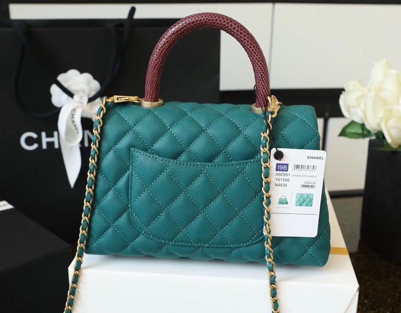 Chanel Medium Flap Bag With Top Handle Teal For Women, Women’s Handbags, Shoulder And Crossbody Bags 9in/23cm