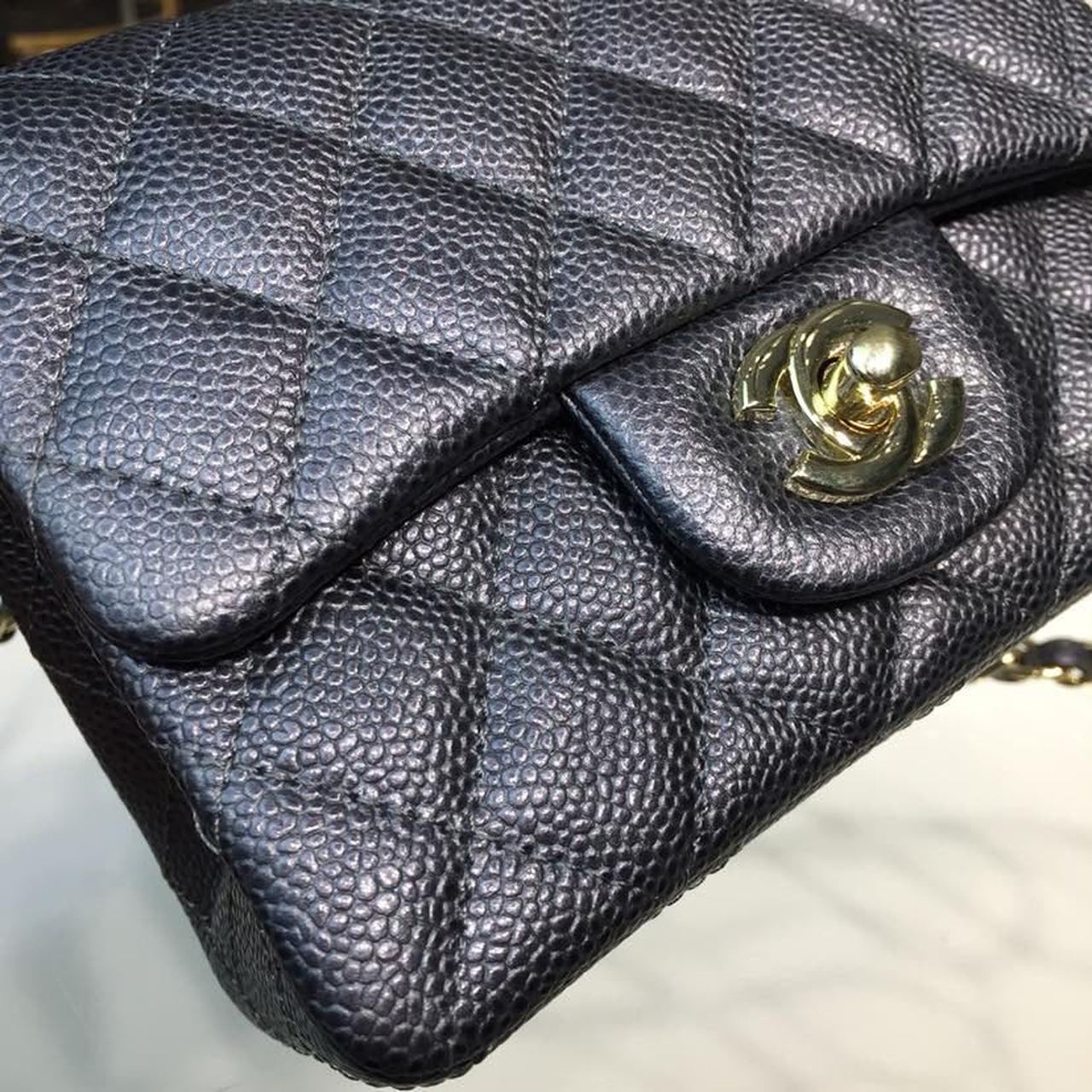 Chanel Mini Flap Bag Caviar Black For Women, Women’s Bags, Shoulder And Crossbody Bags 6.7in/17cm