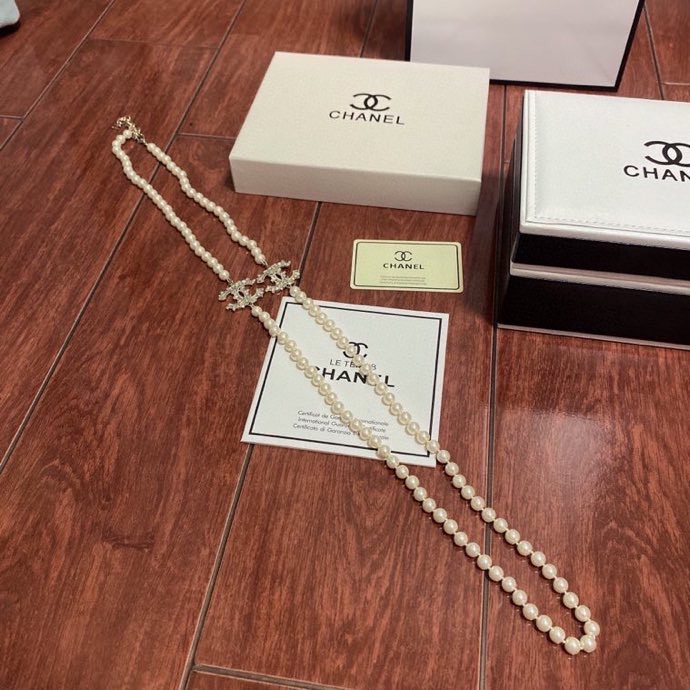 Chanel Pearl And Crystal Necklace White For Women