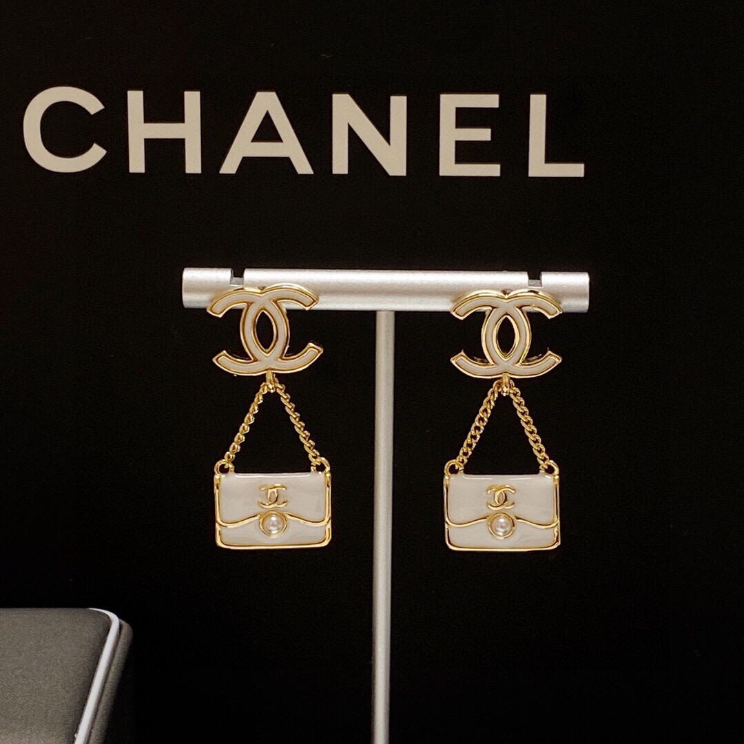 Chanel Pearl Bag CC Earring White For Women