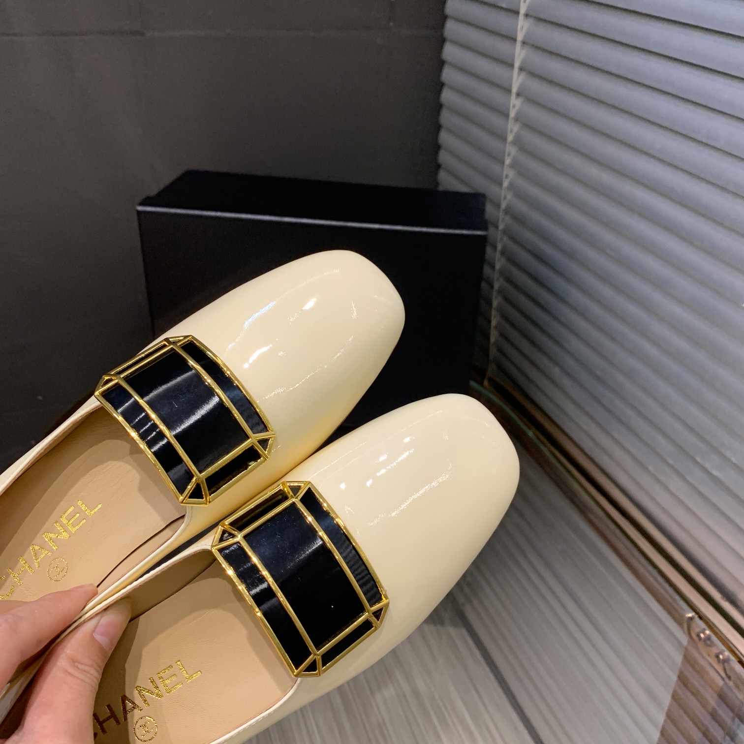 Chanel Pumps Beige For Women 1.4in/3.5cm