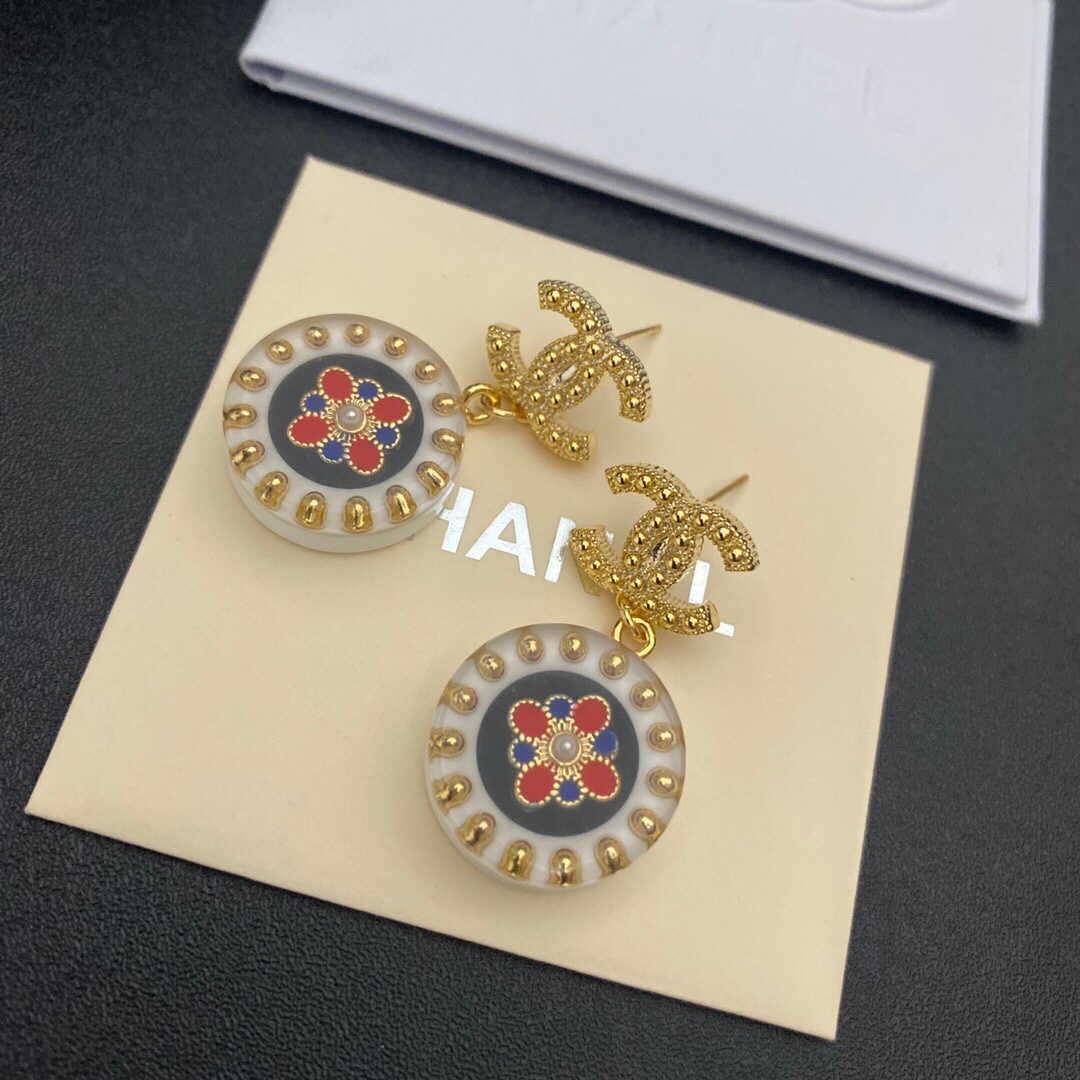 Chanel Red And Blue Pattern In Middle Circle Earrings Gold Tone For Women