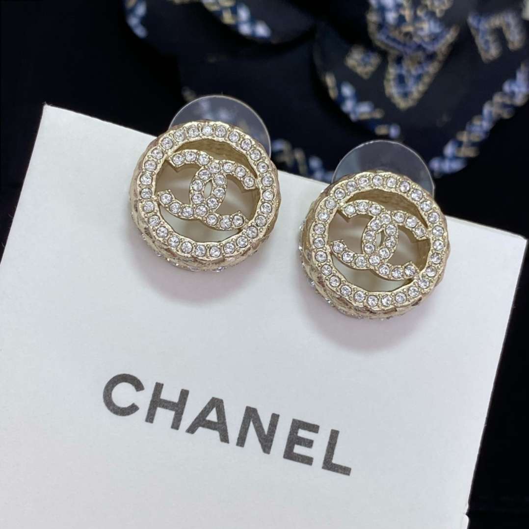 Chanel Round Diamond Earrings Gold For Women
