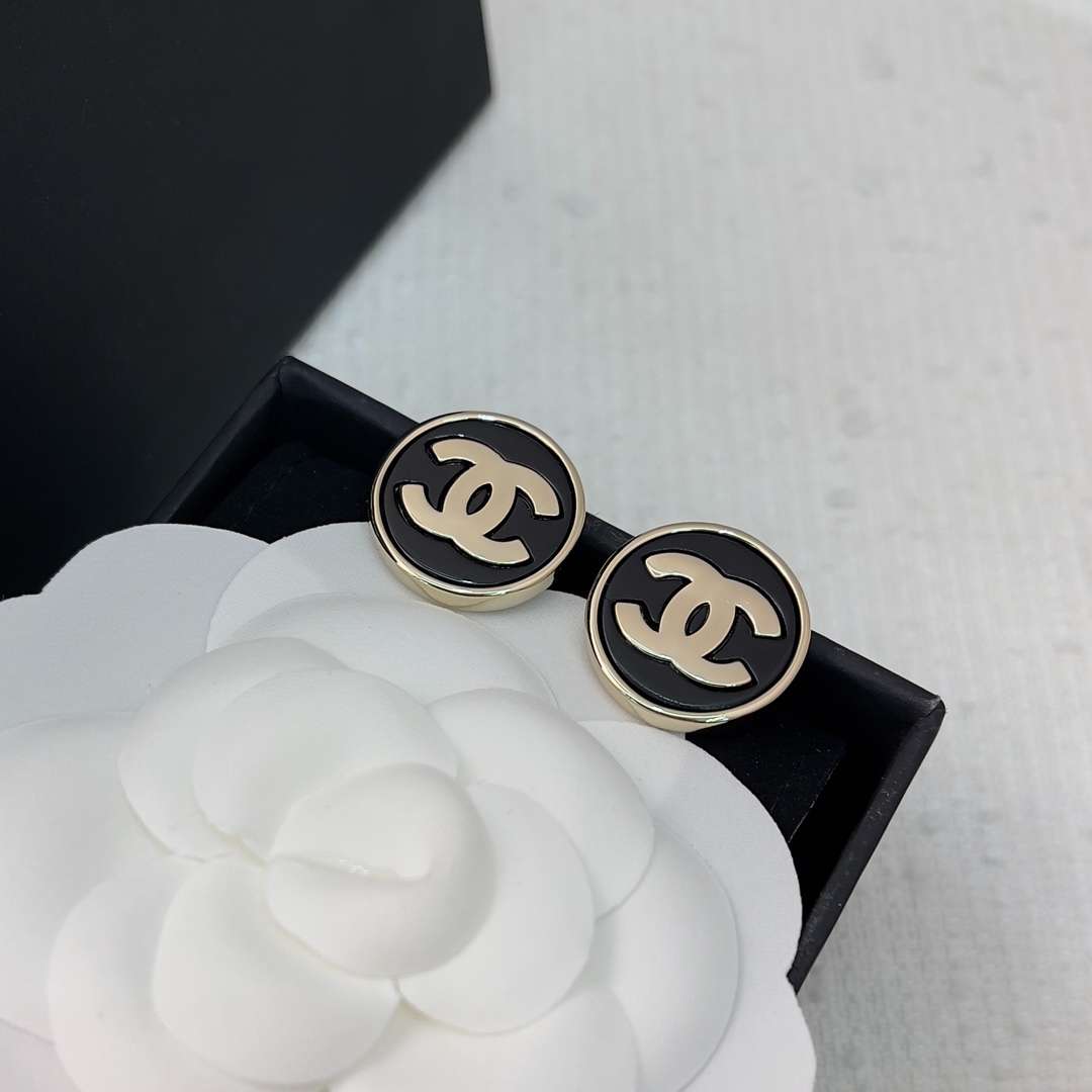 Chanel Round Earrings Black For Women – ougold