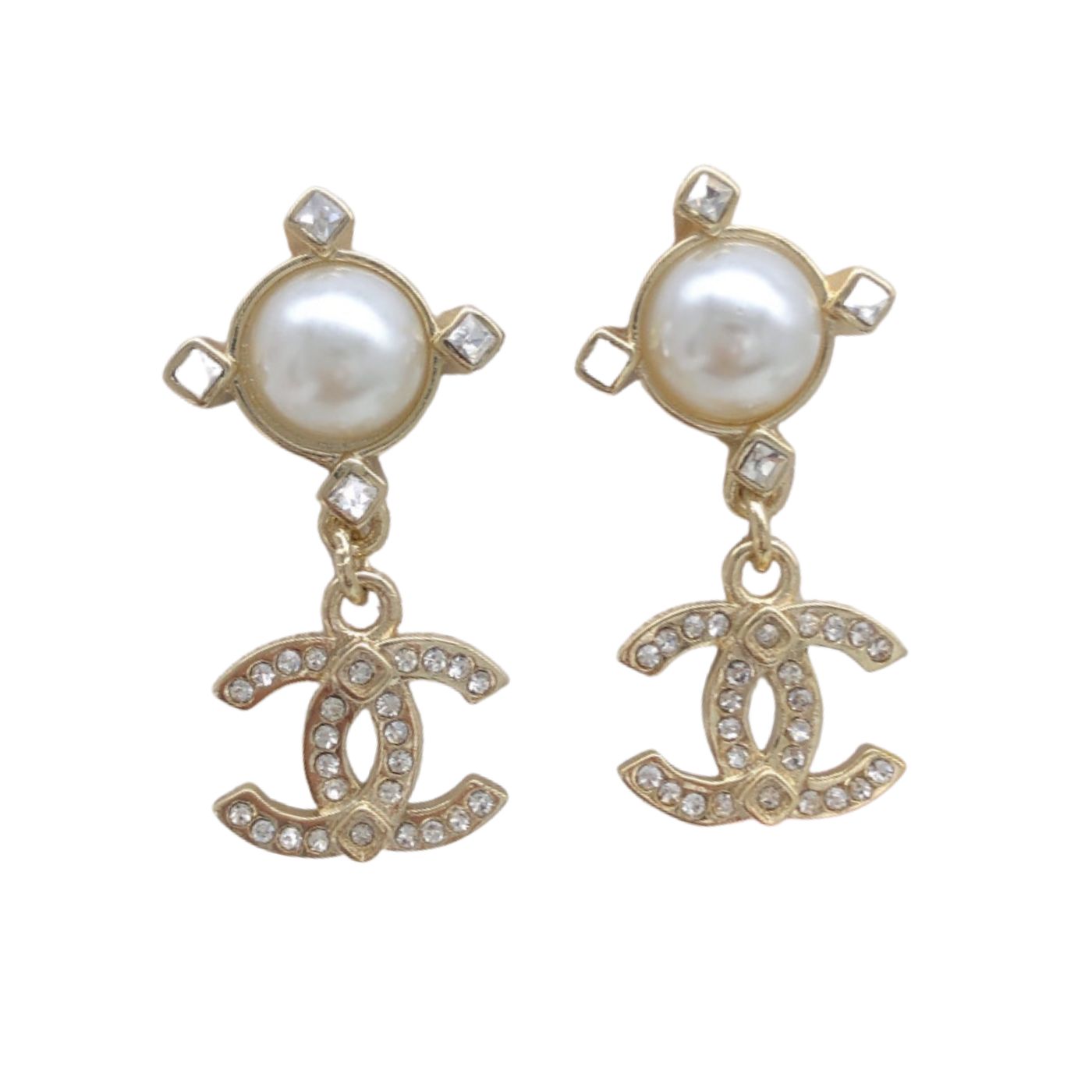Chanel Round Pearl Earrings Gold For Women