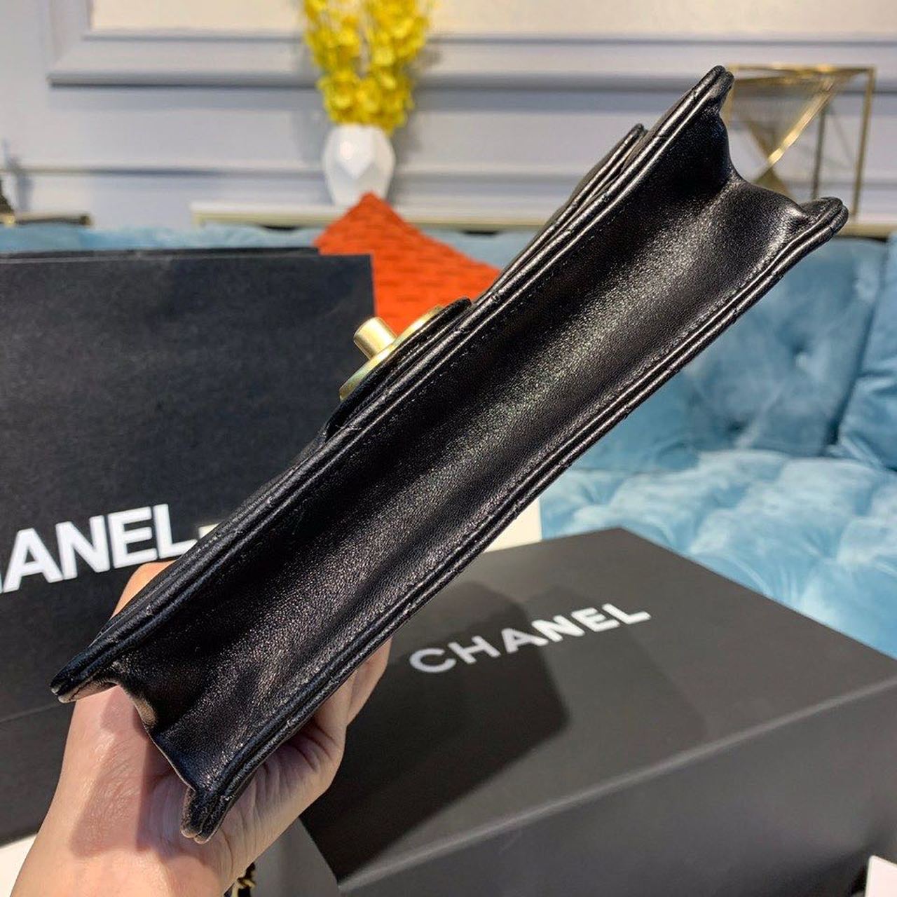 Chanel Short Pearl Handle Bag Gold Toned Hardware Black For Women, Women’s Handbags, Shoulder And Crossbody Bags 8.2in/21cm