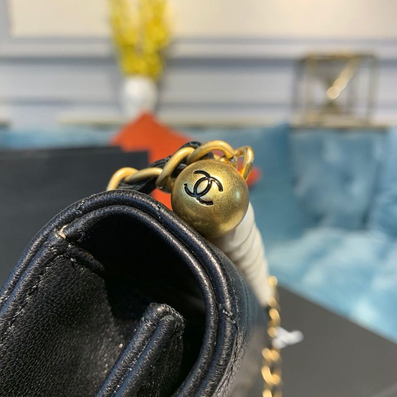 Chanel Short Pearl Handle Bag Gold Toned Hardware Black For Women, Women’s Handbags, Shoulder And Crossbody Bags 8.2in/21cm