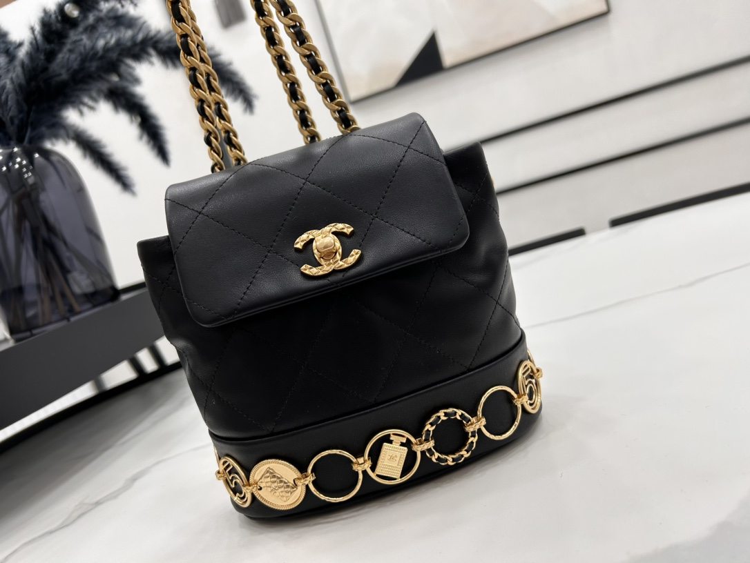 Chanel Shoulder Bag Black For Women 18cm / 7.1in