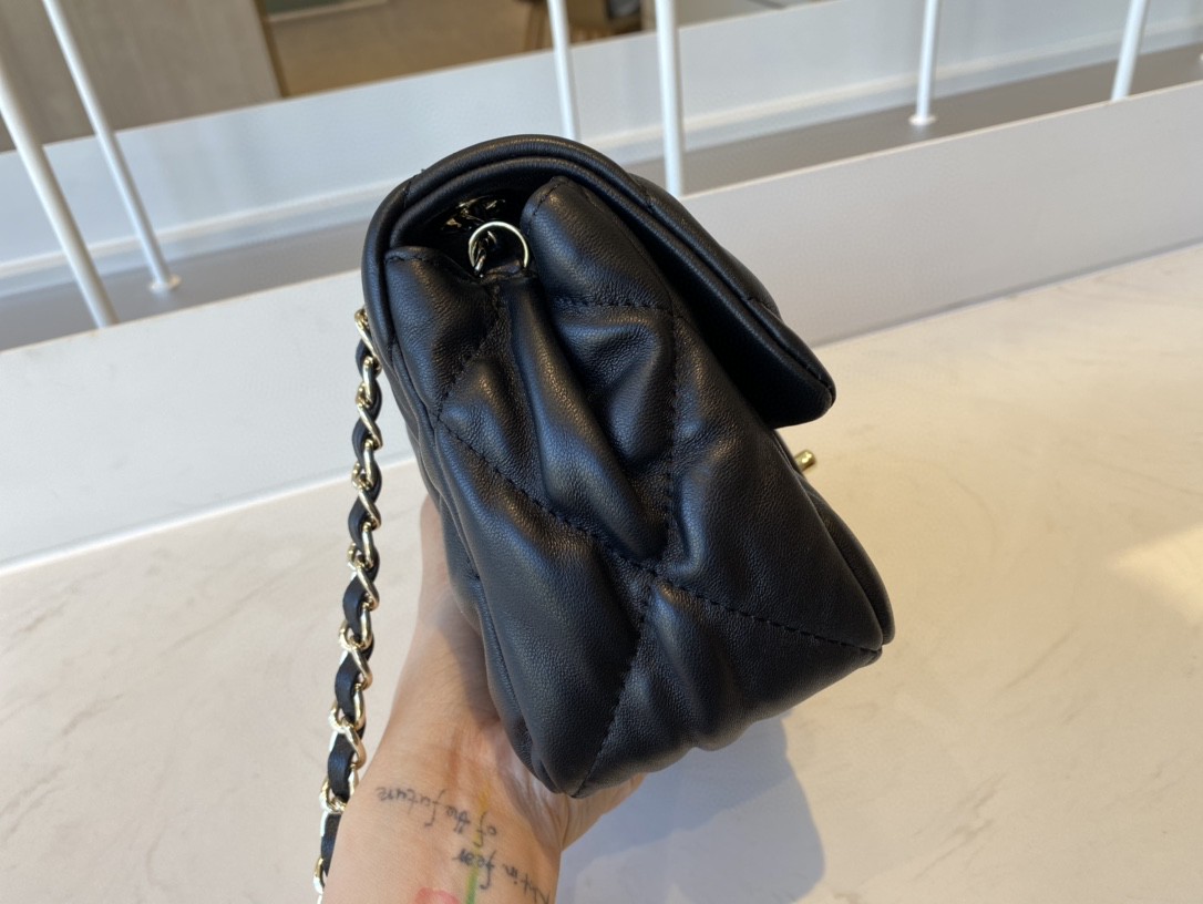Chanel Small Flap Bag Gold Hardware Black For Women, Women’s Handbags, Shoulder Bags 7.5in/19cm