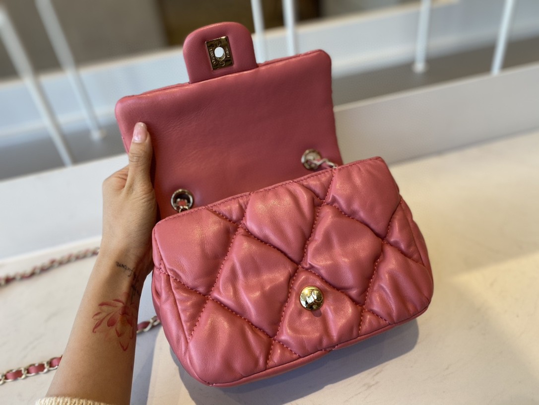 Chanel Small Flap Bag Gold Hardware Pink For Women, Women’s Handbags, Shoulder Bags 7.5in/19cm