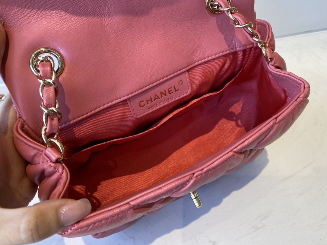 Chanel Small Flap Bag Gold Hardware Pink For Women, Women’s Handbags, Shoulder Bags 7.5in/19cm