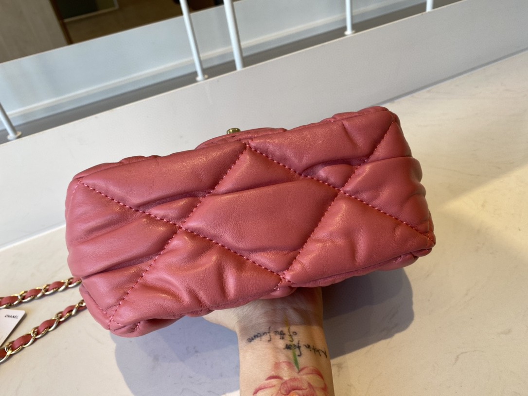 Chanel Small Flap Bag Gold Hardware Pink For Women, Women’s Handbags, Shoulder Bags 7.5in/19cm