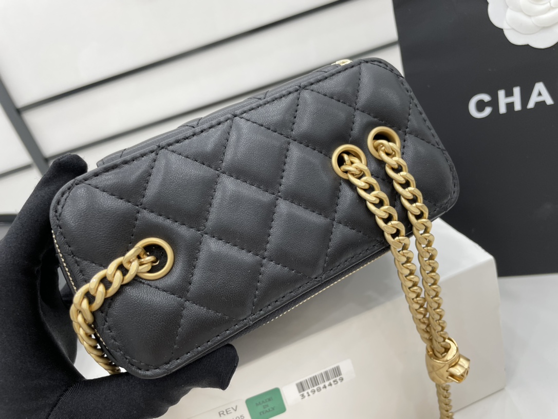 Chanel Small Vanity Case Black With Gold Zipper For Women, Women’s Bags 5.9in/15cm