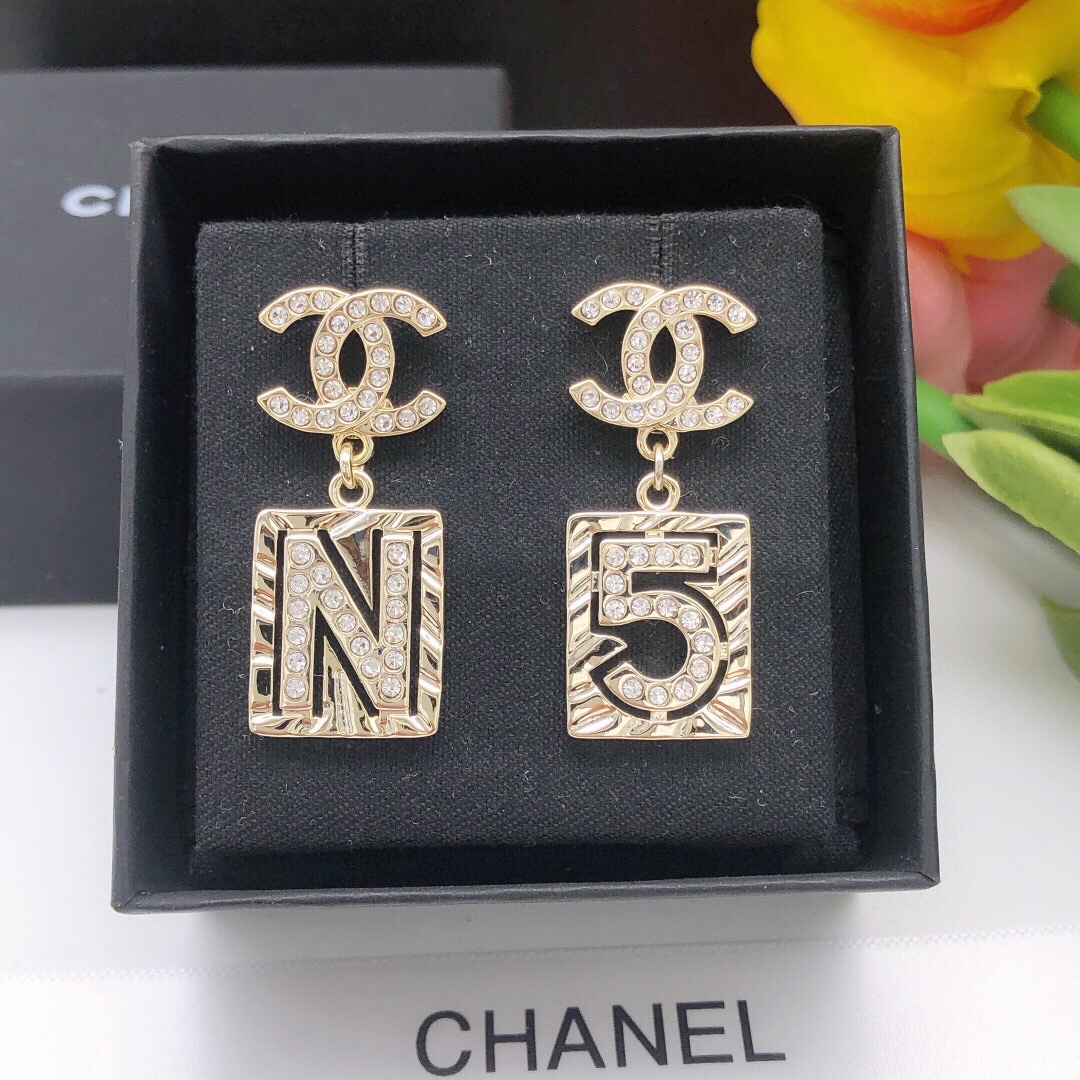 Chanel Square NO5 Pendant Earrings Gold For Women