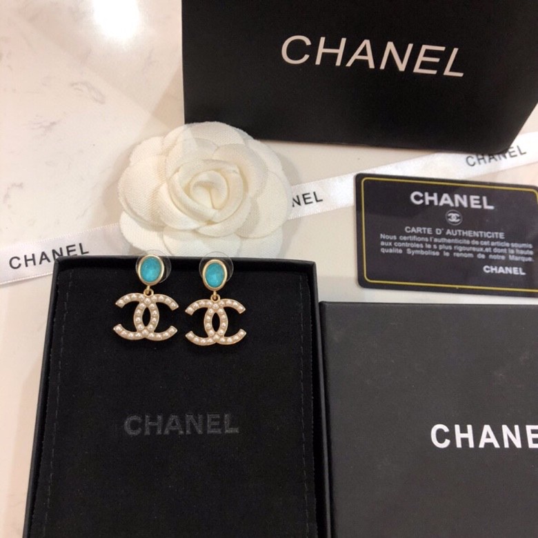 Chanel Stud Earrings Gold For Women