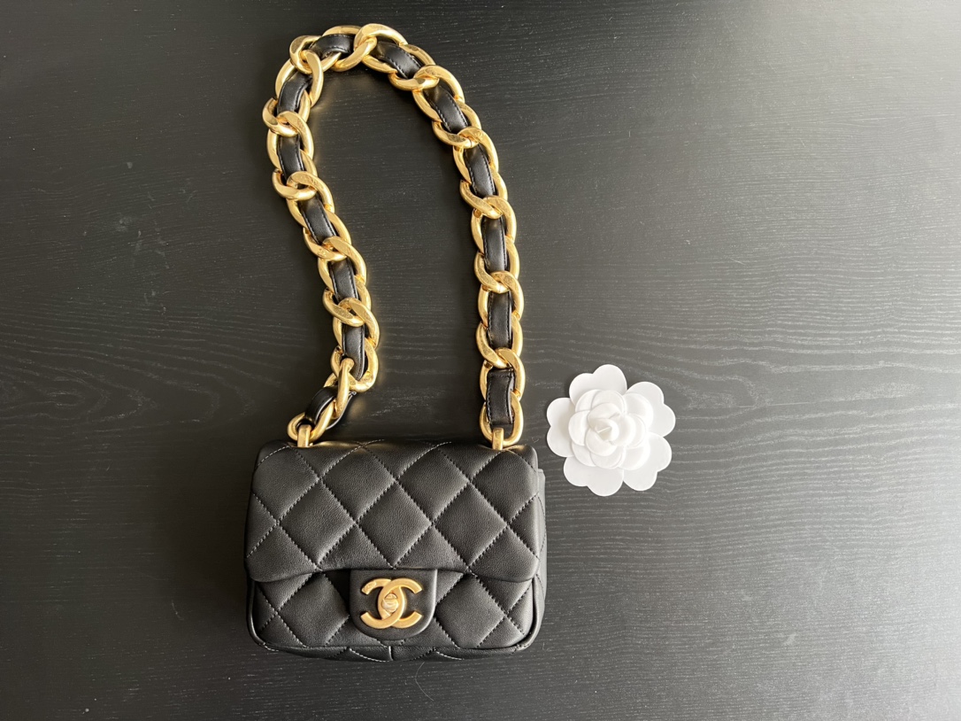 Chanel Trendy Cc Flap Bag Balck/ Purple For Women 6.7 in / 17 cm