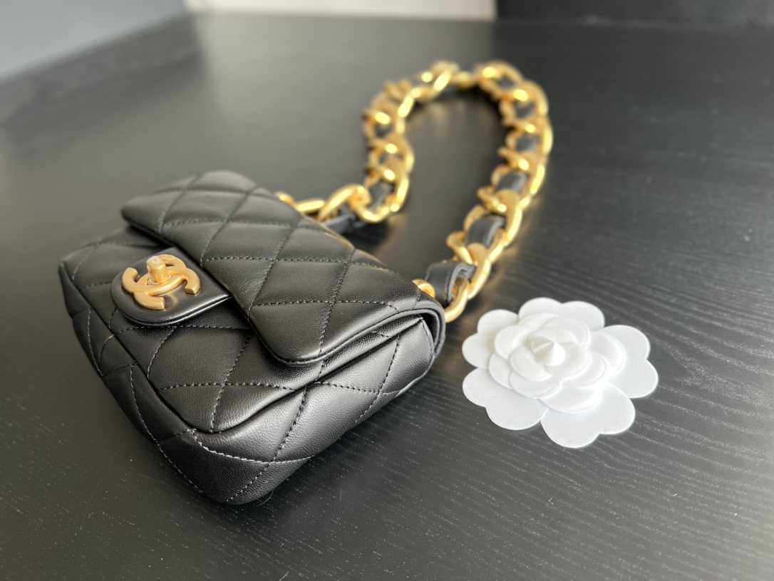 Chanel Trendy Cc Flap Bag Balck/ Purple For Women 6.7 in / 17 cm