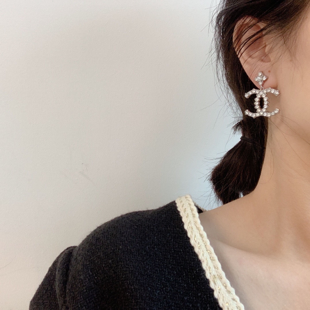 Chanel Triple Cc Drop Earrings Silver For Women